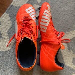 Puma Men’s Soccer Cleats Orange Size 11.5
